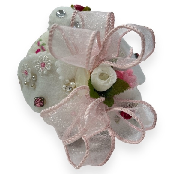 Handmade Strawberry Pin Cushion Floral Rose‎ Bud and Ribbons Pink Survivor Print - Picture 4 of 6